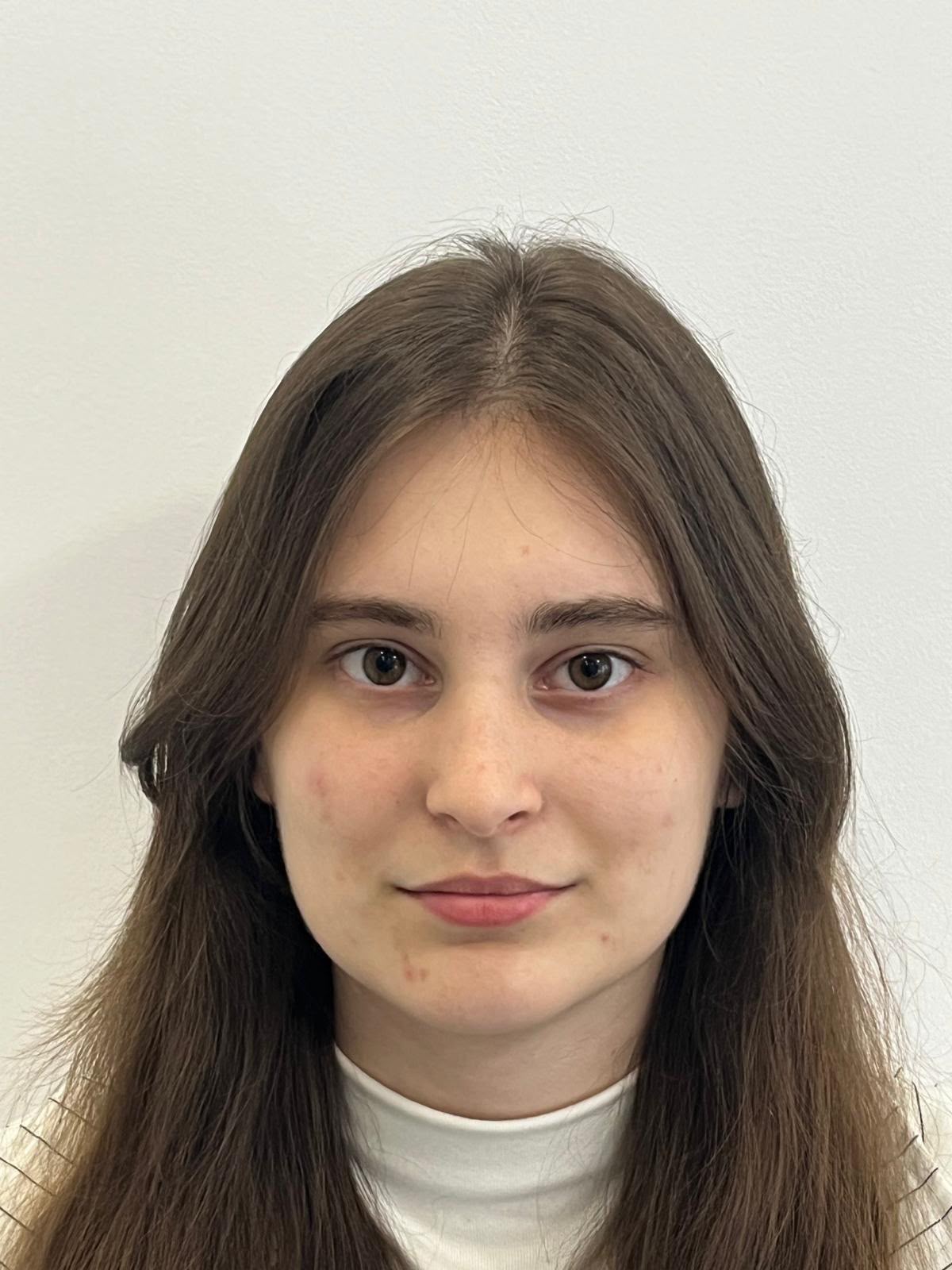Portrait of Vivien Guiaș